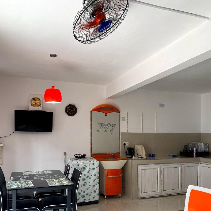 Sea Front 2 Bedrooms Apartment Flic-en-Flacq 외부 사진